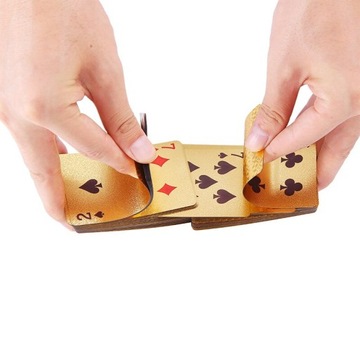 Стиль Q G Lv Dollor Box Золотая черная фольга Покер ЕС