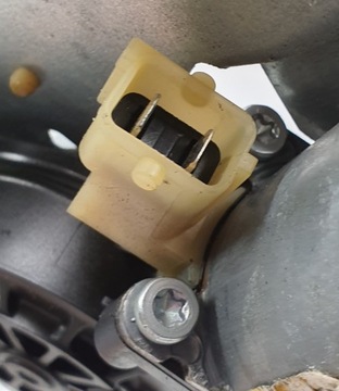 MECHANIZMUS OKNO PRAVÝ PŘEDNÍ SAAB 9-5 95 5184841