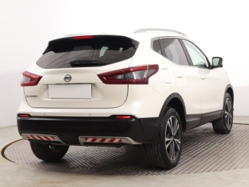 Nissan Qashqai II Crossover Facelifting 1.3 DIG-T  160KM 2020 Nissan Qashqai 1.3 DIG-T, Salon Polska, zdjęcie 4