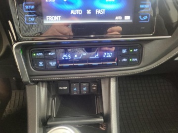 Toyota Corolla XI Sedan Facelifting 1,6 Valvematic 132KM 2018 Toyota Corolla 1.6 Premium EU6 Seria E16 (2012-201, zdjęcie 17