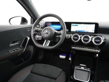 Mercedes Klasa A W177/V177 Hatchback Facelifting 2.0 220 190KM 2025 A Klasa 220 4-Matic AMG Line 2.0 (190KM) 2025, zdjęcie 7