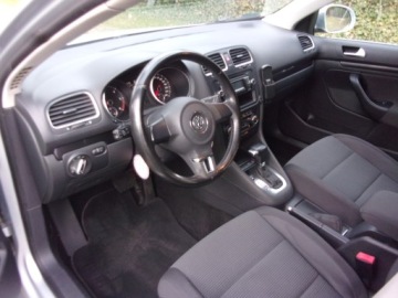 Volkswagen Golf VI Variant 1.6 TDI-CR DPF BlueMotion 105KM 2010 Volkswagen Golf Automat Bluemotion, zdjęcie 28