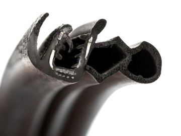 Дверная уплотнение передней задней армированной Opel Astra H