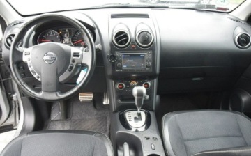 Nissan Qashqai I Crossover Facelifting  2.0 140KM 2013 Nissan Qashqai 2.0B Automat Navi Kamera 360 Sprowadzony Oplacony 2.0, zdjęcie 21