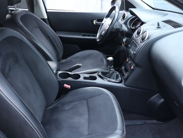 Nissan Qashqai I Crossover Facelifting  1.6 dCi 130KM 2013 Nissan Qashqai 1.6 dCi, Salon Polska, zdjęcie 8