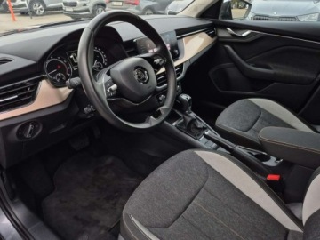 Skoda Kamiq Crossover 1.0 TSI 110KM 2022 Skoda Kamiq Style, DSG, Gwarancja producenta, Salon Polska, VAT 23 Benzyna, zdjęcie 9