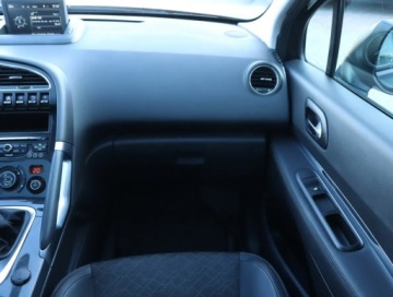 Peugeot 3008 I Crossover 2.0 HDi FAP 150KM 2015 Peugeot 3008 2.0 HDi, Salon Polska, Skóra, Navi, zdjęcie 7