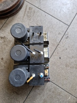 НАСОС ЦЕНТРАЛЬНОГО ЗАМКА AUDI 8L0862257L