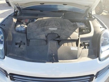 Porsche Cayenne III 2019 Porsche Cayenne 2019r., 3.0l, od ubezpieczalni 3.0 Benzyna 335KM, zdjęcie 11
