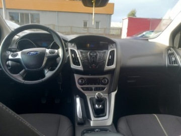 Ford Focus III Hatchback 5d 1.0 EcoBoost 125KM 2013 Ford Focus FORD FOKUS MK 3 benzyna super stan Benzyna 125KM, zdjęcie 14