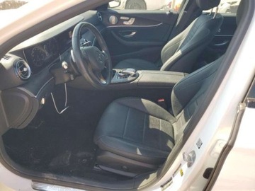 Mercedes Klasa E W213 2018 Mercedes-Benz Klasa E Mercedes-Benz E-Class E 400 3.0 Benzyna 329KM, zdjęcie 6