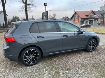 Volkswagen Golf VIII Hatchback 1.5 TSI EVO 150KM 2021 Volkswagen Golf 1.5 TSI EVO 150 KM STYLE BEZWYPADKOWY I- WLASCICIEL, zdjęcie 16