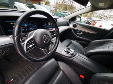 Mercedes Klasa E W213 2020 MERCEDES KLASA E W213 Limuzyna 1.6 200d 160KM * Automat* Przebieg 86487, zdjęcie 10