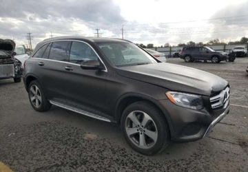 Mercedes GLC 2017 Mercedes-Benz GLC Auta z USA - Zapytaj o wiecej ofert 2.0 Benzyna 245KM, zdjęcie 1