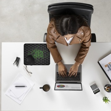 ИГРОВОЙ СТОЛ КОВРИК ДЛЯ МЫШИ ИГРОВАЯ КЛАВИАТУРА ДЛЯ ГЕЙМЕРОВ 35x25 C