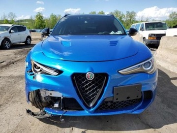 Alfa Romeo Stelvio 2023 Alfa Romeo Stelvio 2023, 2.9L, 4x4, QUADRIFOGL..., zdjęcie 2