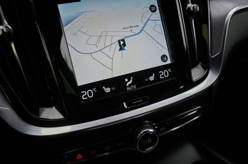 Volvo V60 II  Kombi 2.0 D3 150KM 2020 PIĘKNE V60 MOMENTUM PRO __ KUBEŁKOWE FOTELE, zdjęcie 39
