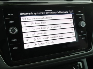 Volkswagen Touran III 2.0 TDI 150KM 2023 Volkswagen Touran R-Line automat virtual 7-os. PDC, zdjęcie 24