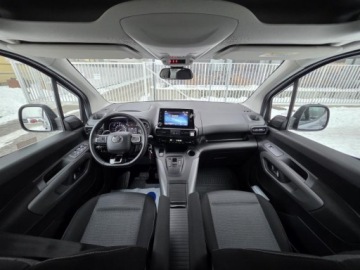 Toyota 2022 proace verso 1.2l benzyna 130KM*Salon PL * Bezwypadkowy * ASO Automat, zdjęcie 10