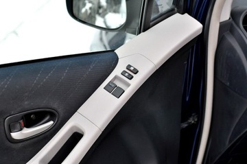 Toyota Yaris II Hatchback 5d 1.3 i VVT-i 86KM 2007 Toyota Yaris 1.3 87KM Klima 5 drzwi, zdjęcie 12