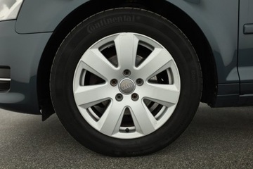 Audi A3 8P Hatchback 3d 1.2 TFSI 105KM 2012 Audi A3 1.2 TFSI, Klima, Klimatronic, Tempomat, zdjęcie 16