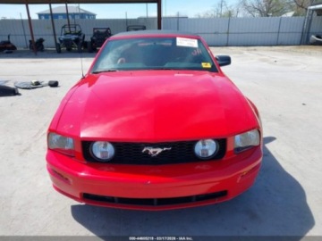 Ford Mustang V 2006 Ford Mustang GT 2006 4.6 Benzyna 300KM, zdjęcie 7
