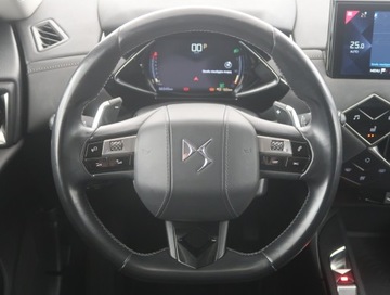 DS 3 Hatchback Facelifting 2016 1.2 PureTech 110KM 2020 DS 3 1.2 PureTech, Automat, Skóra, Navi, Klima, zdjęcie 15