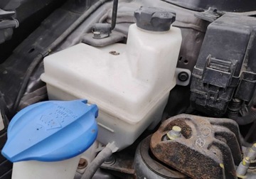 Hyundai i30 II 2015 Hyundai i30 2015r. 1.6 CRDI. Uszkodzony tyl i lekko lewy przod. Jezdzi., zdjęcie 20