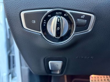 Mercedes Klasa E W213 Kombi 2.0 220d 194KM 2019 Mercedes-Benz Klasa E 2.0 diesel 194 KM zarej w PL automat zadbany ksia, zdjęcie 26