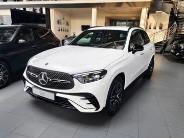 Mercedes GLC C254/X254 Coupe 2.0 200 204KM 2025 MERCEDES-BENZ GLC 200 4-Matic AMG Line 2.0 (204KM) 2025, zdjęcie 1