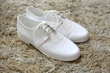 BIAŁE CHŁOPIĘCE PÓŁBUTY KOMUNIJNE WIZYTOWE PL 30