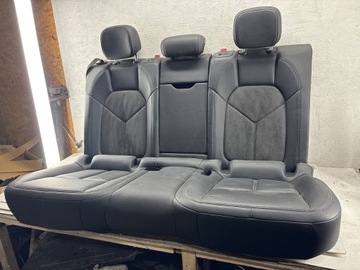 PORSCHE MACAN (95B) 2018 KOMPLET POHOVKA ZADNÍ / SEDADLO DRUHÉHO ŘÁDU