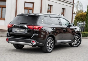 Mitsubishi Outlander III SUV Facelifting 2015 2.2 DI-D 150KM 2016 Mitsubishi Outlander 2.2 DiD 150KM Lift Ledy Navi Camera Automat Maly Prz, zdjęcie 12