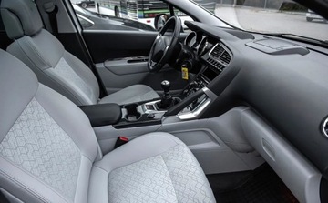 Peugeot 3008 I Crossover Facelifting 1.6 BlueHDi 120KM 2015 Peugeot 3008 1.6eHDI 120KM Allure Perla Skora Navi Ledy Hed-up Panorama Fu, zdjęcie 29