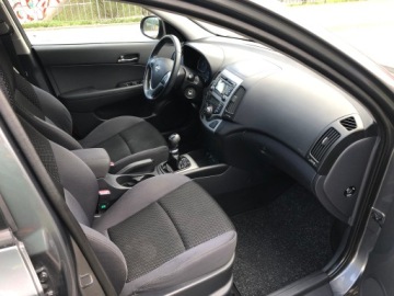Hyundai i30 I CW Facelifting 1.6 DOHC CVVT 126KM 2011 HYUNDAI i30 1.6 BENZYNA ALU KLIMA HAK OPŁACONY Z NIEMIEC, zdjęcie 11