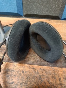 Полноразмерные наушники AKG K612PRO.