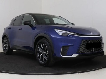 Lexus LBX 1.5 Hybrid 136KM 2025 Od ręki - Emotion 1.5 Hybrid 136KM | Podgrzewane fotele!, zdjęcie 1