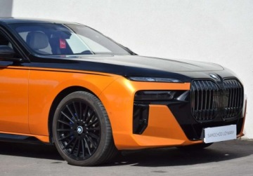 BMW Seria 7 G70 Sedan 3.0 40d 299KM 2023 BMW Seria 7 740d 300KM xDrive Individual Bowers Wilkins M Pakiet Salon PL, zdjęcie 3