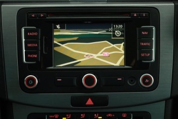 Volkswagen Passat B7 Variant 2.0 TDI CR DPF BlueMotion 140KM 2011 VW Passat 2.0 TDI, Navi, Klima, Klimatronic, zdjęcie 11