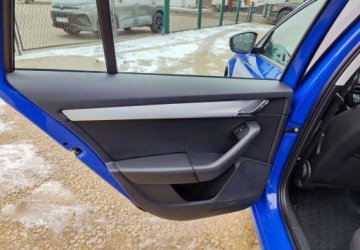 Skoda Octavia III Kombi Facelifting 1.6 TDI 115KM 2019 Skoda Octavia Skoda Octavia 1.6 TDI SCR Ambition 1.6 Diesel 115KM, zdjęcie 16