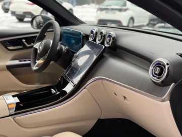 Mercedes GLC C254/X254 SUV 2.0 200d 163KM 2025 Mercedes-Benz GLC GLC200d Coupe z bezowa skora 2.0 Diesel 163KM, zdjęcie 16