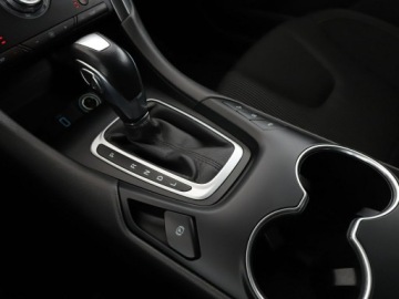 Ford Mondeo V Kombi Facelifting 2.0 Hybrid 187KM 2020 Ford Mondeo HEV automat full LED navi klima auto, zdjęcie 31