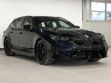 BMW Seria 5 G90-91 M Touring 4.4 V8 727KM 2025 Touring M5 4.4 (727 KM)| Hak holowniczy, elektryczny, zdjęcie 1