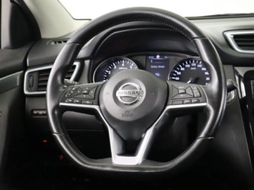 Nissan Qashqai II Crossover Facelifting 1.2 DiG-T 115KM 2018 Nissan Qashqai 1.2 DIG-T, Salon Polska, zdjęcie 17