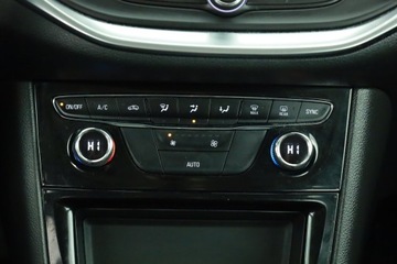 Opel Astra K Sportstourer Facelifting 1.2 Turbo 145KM 2020 Opel Astra 1.2 Turbo, Salon Polska, Skóra, Klima, zdjęcie 9