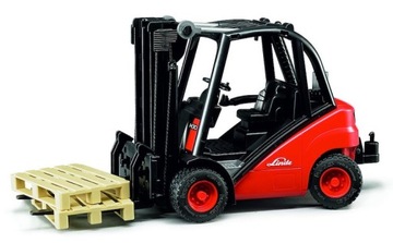 Вилочный погрузчик Linde и 2 поддона Bruder 02511