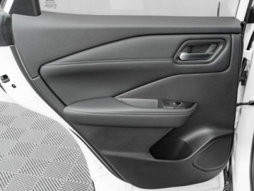 Nissan Qashqai III Crossover 1.3 DIG-T MHEV 158KM 2023 Nissan Qashqai PY76746#1.3 DIG-T mHEV N-Connecta, zdjęcie 25