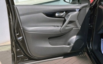 Nissan Qashqai II Crossover 1.6 DIG-T 163KM 2017 Nissan Qashqai 1.6 DIG-T Tekna 163KM Klima, Kamera 360, Bezywpadkowy, VAT-, zdjęcie 17