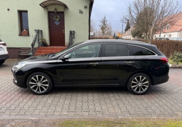 Hyundai i30 III Wagon 1.4 T-GDi 140KM 2017 Hyundai i30 PREMIUM 1,4T 140KM FULL-LED Key-less Bezwypadkowy Dla wymagaja, zdjęcie 1