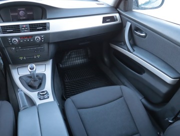 BMW Seria 3 E90-91-92-93 Limuzyna E90 320i 170KM 2008 BMW 3 320 i, Navi, Klima, Klimatronic, Tempomat, zdjęcie 7